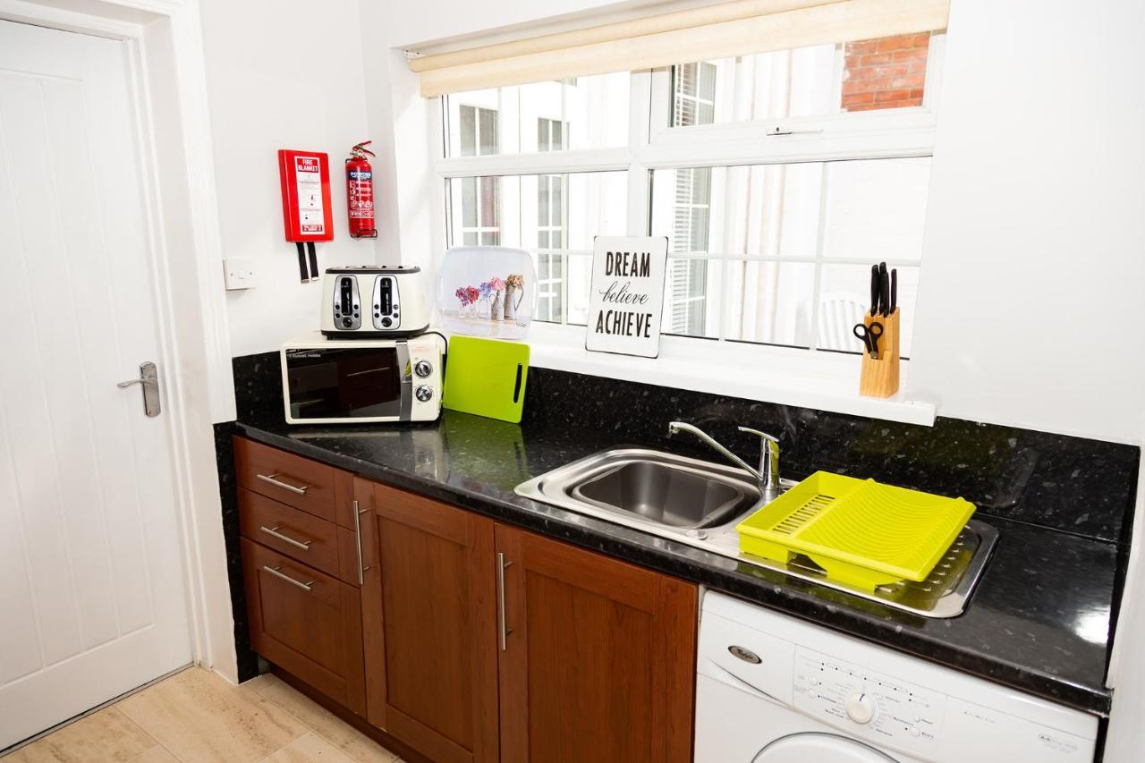 Alexander Apartments South Shields Jarrow Esterno foto
